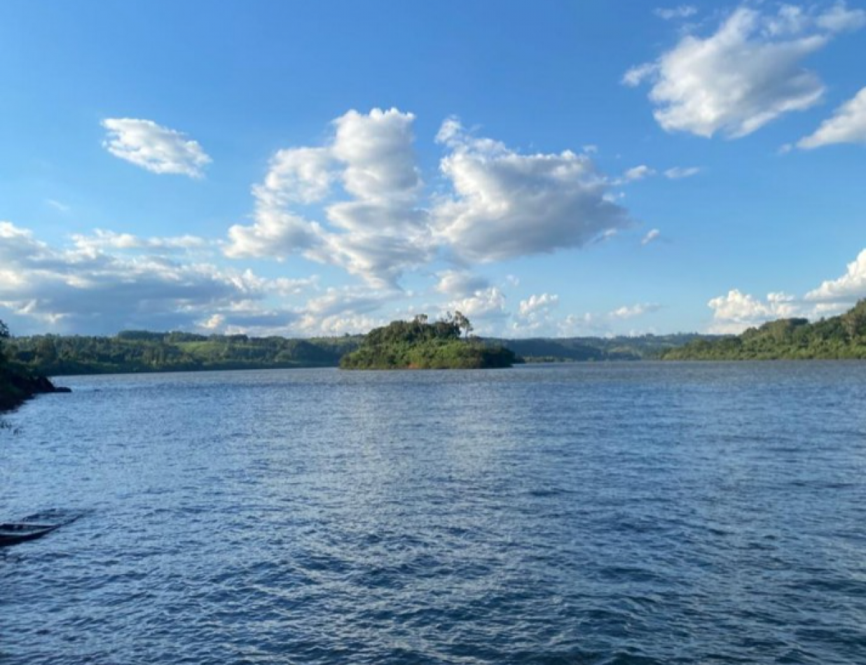 Terreno Frente a Rio Uruguay