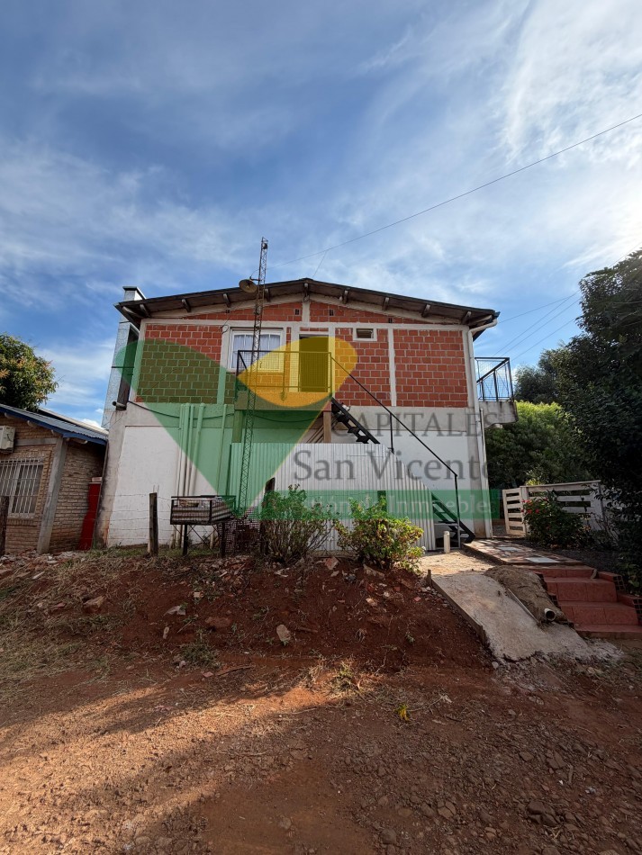 CASA, DEPTOS Y GALPONES FRENTE A RUTA NAC.N° 14